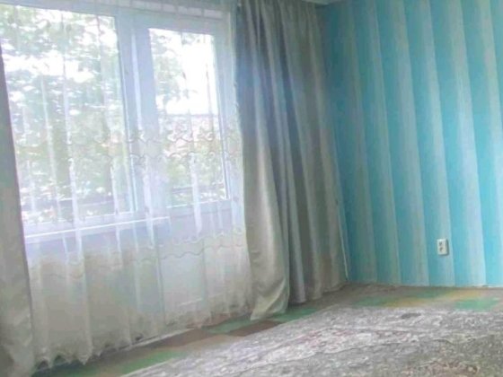 Пропонуємо продаж просторої чотирьох кімнатної квартири Покров