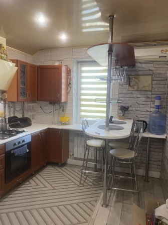 Продам 2х кмн квартиру с а о на левом берегу - фото 1