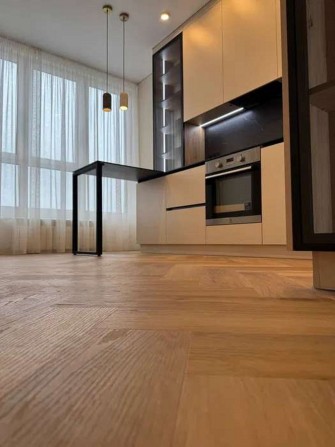 Продаж 1-к квартири вул. Набережно-Рибальська 27 - фото 1