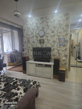 Продам 2к Красная Площадь 2 Сталинка - фото 1