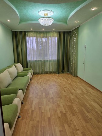 Продам 3к кв. Комарова с А.О. - фото 1