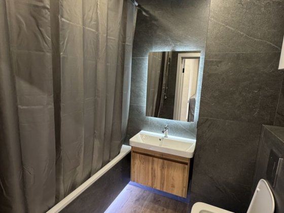 Продам ЖК Лавандовий 2-кімнатна квартира Бровары