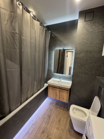 Продам ЖК Лавандовий 2-кімнатна квартира - фото 1