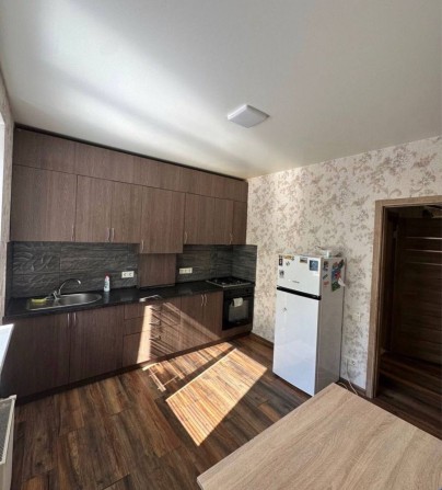 Продам квартиру з ремонтом! ТОПОВА ЛОКАЦІЯ! Без комісії - фото 1