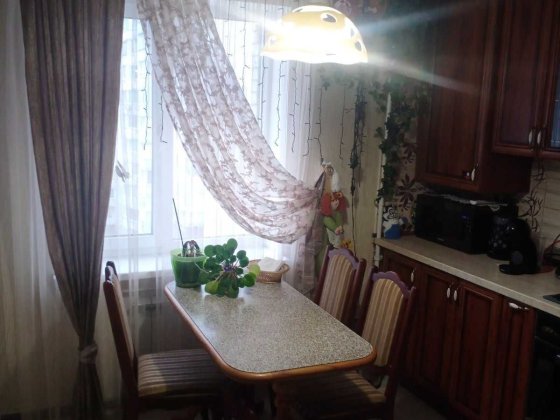 Продам 3 кімнатну квартиру  Піщаний  масив Біла Церква