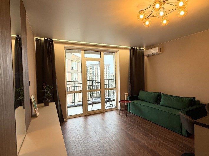 Квартира зі дизайнерським ремонтом — ЖК “Крона Парк” - фото 1