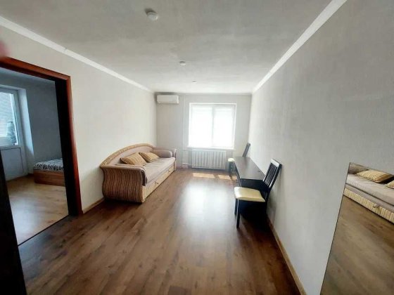 Продається 2-х кім квартира