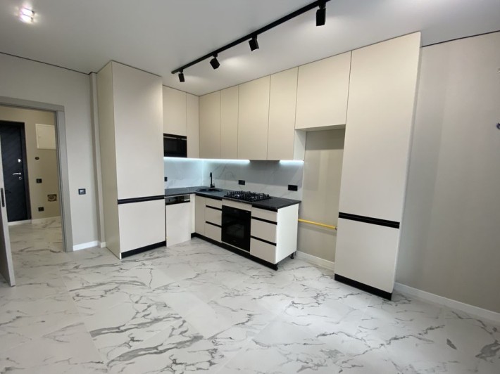 Однокімнатна 44м2 з ремонтом| центр міста Вишневе - фото 1