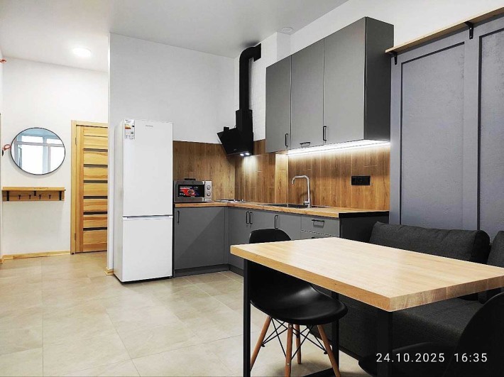 1к з новим ремонтом і панорамним видом у ЖК «Акварелі-2» - фото 1