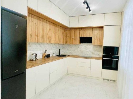 Продаж 3к квартири з ЄВРОРЕМОНТОМ у новобудові.Кухня- 32,6 м².Газ.опал Івано-Франківськ