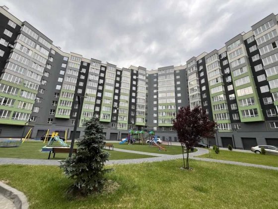 Продаж однокімнатної квартири біля озера Ивано-Франковск