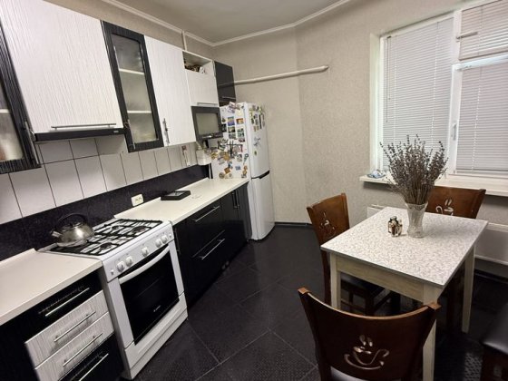 Продаж просторої 2 кімнатної квартири в м. Біла церква Белая Церковь