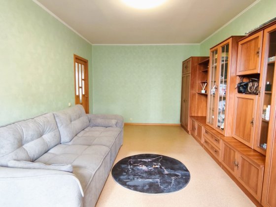 Центр. Двокімнатна квартира на продаж. Постанови. Молодіжний кредит Вишневое