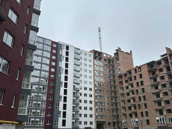 Продається 1-кімнатна квартира (сирець) в ЖК "Княгинин" Ивано-Франковск