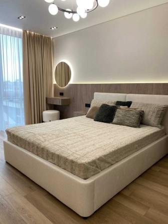 Шикарна 1 кімнатна з ремонтом. Поруч центр - фото 1