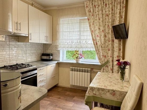 2-кімнатна/ меблі і техніка / Леваневського Біла Церква