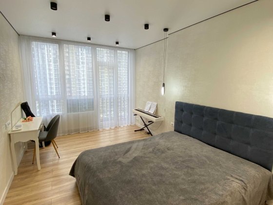 Трикімнатна квартира біля Києва, бізнес клас,