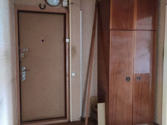 Продам 3- кімнатну квартиру район Піонерська Біла Церква