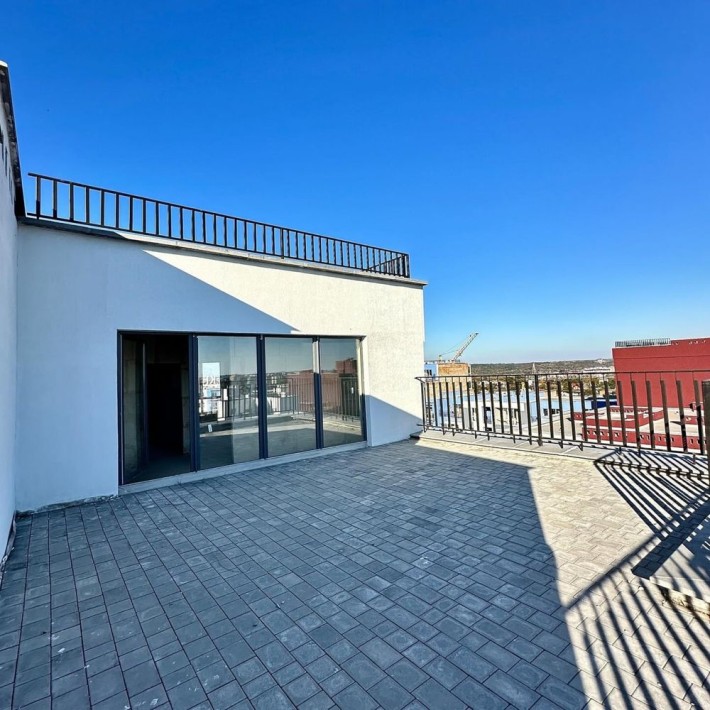 Центр видова квартира з терасою кухня студія - фото 1