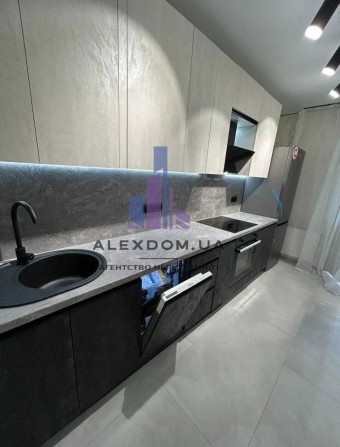 Продається 1к квартира  в м.Бровари вул. Металургів 35. - фото 1