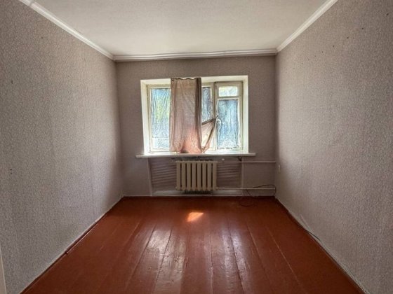 Продам 3 кім. Квартиру в центрі міста.Цегляний будинок Біла Церква