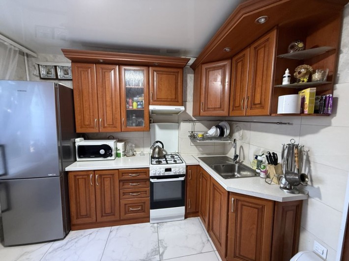 ПРОДАМ 2 кімнатну квартиру в ЦЕНТРІ МІСТА - фото 1