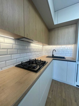 Продам 1к квартиру 43 м\2 з якісним ремонтом біля ТРЦ "Велес" - фото 1