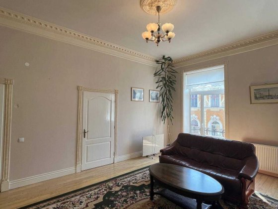 Унікальна 2км квартира в самому серці Івано-Франківська, стометрівка Івано-Франківськ