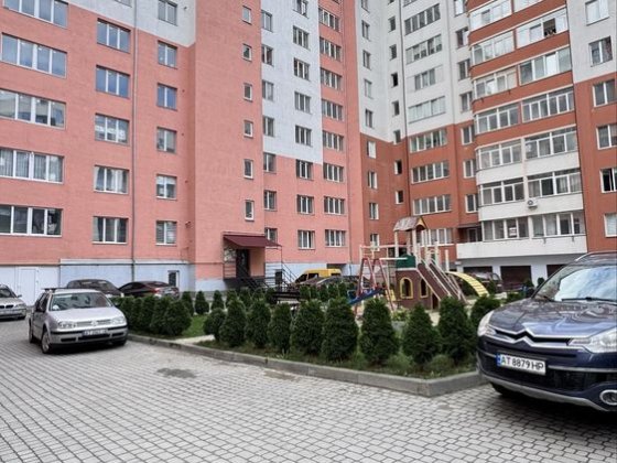 Продаж 3 кімнатної квартири в новобудові Івано-Франківськ