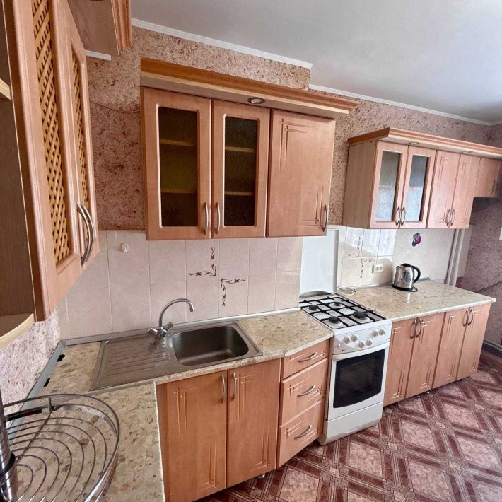 Продається 2к квартира з ремонтом 61,5 м\2, вся інфраструктура поруч - фото 1