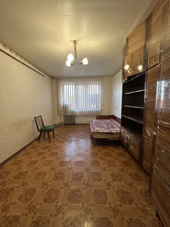 Продам 1-кв м. Бориспіль вул. Глибоцька  29 кв.м р-н 3 школи - фото 1