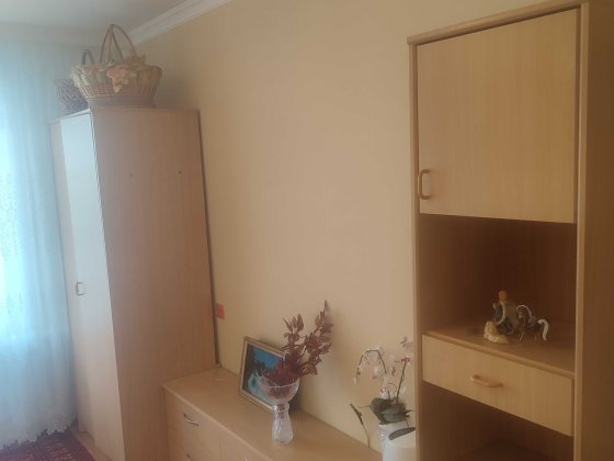 Продам трикімнатну на клініці Біла Церква