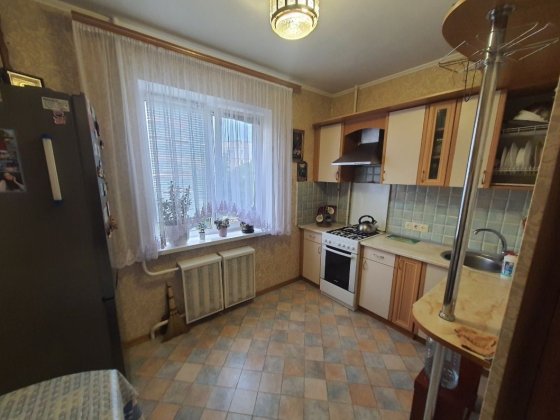 Продам 3к квартиру,  3й пов, 73м2, вул. Шевченка 6 , держ програми! Бориспіль