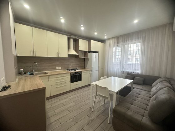 Продаж 1 кім квартири 64кв.м, Бабкіна 6