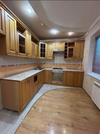 Продаж 3кімнатна Критий ринок вул.Стуса - фото 1