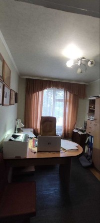 Продам 4-кімнатну квартиру - фото 1