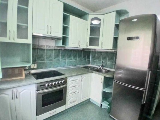 Двухкімнатна квартира на масиві Бровары