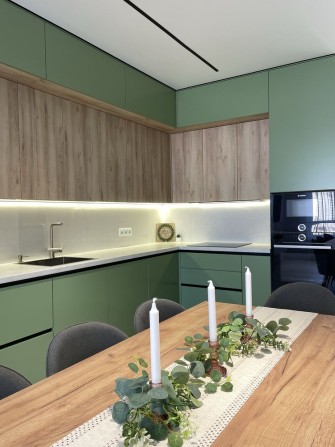 Квартира з дизайнерським ремонтом - фото 1