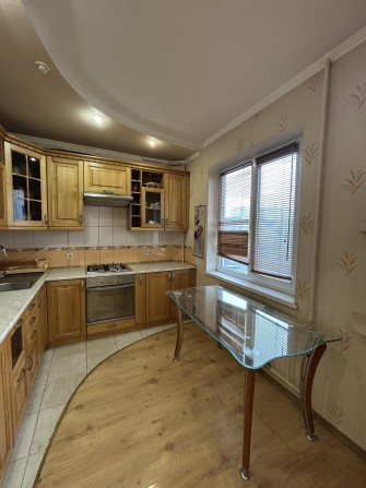 Продаж 3кім. Василя Стуса ДНС - фото 1