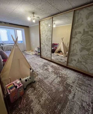 Продам 3 кімнатну квартиру поряд з парком Олександрія!!! - фото 1