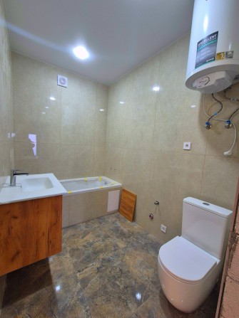 Нова 1 кімн квартира Таращанський масив  з приватним заднім двориком - фото 1