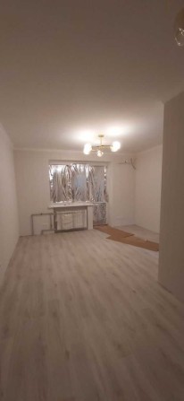 Однокімнатна. Торг. Можливість окремої дитячої / кабінету / спальні - фото 1