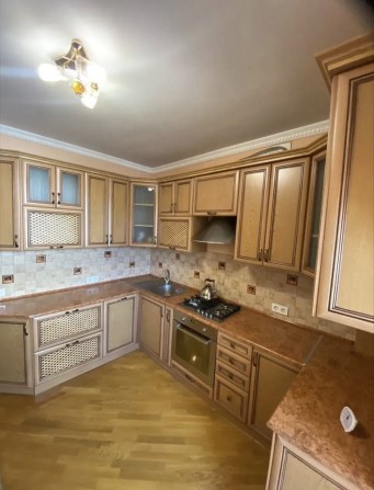 Цікава 2км квартира в центрі біля Піонерського парку - фото 1