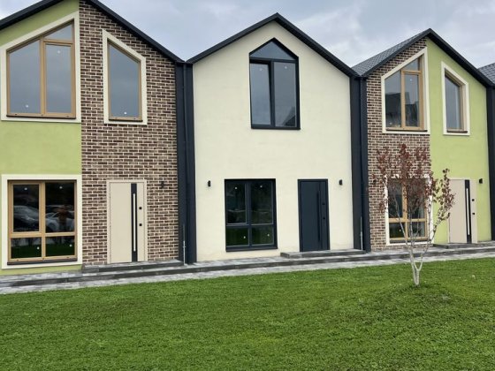 Promisto, 55кв.м, 2 кімнати + кухня-гостьова. Бровары