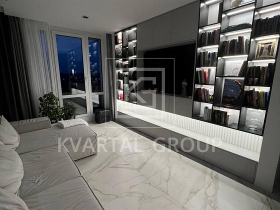 Комфорт та емоції можна купити!Вид на Центральний парк та місто Ирпень