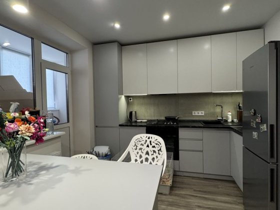 Продам Сучасну квартиру з якісним ремонтом ЖК Сади Вишневі Вигідно Вишневе