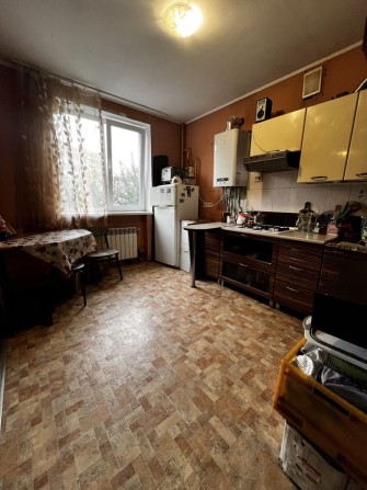 Продам 1к квартиру в жиловому стані. Заселений розвинений район! - фото 1