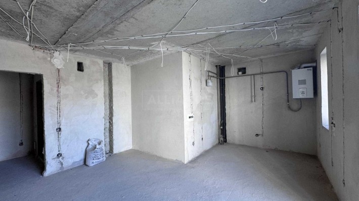 2кімнатна квартира +кухня студія в обжитій новобудові - фото 1