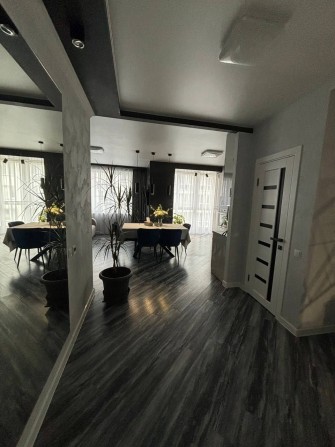 Квартира дворівнева Центр Бучі. - фото 1