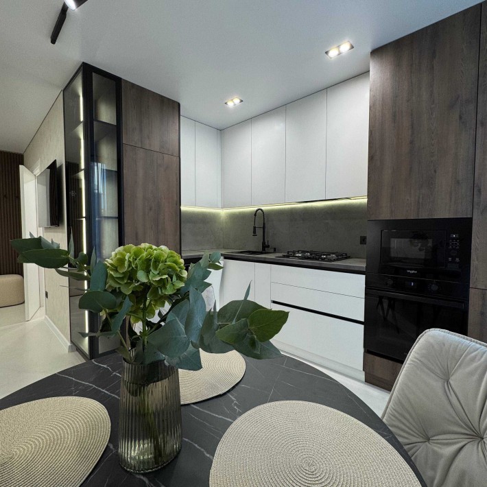 Продається стильна 1 к.квартира! Центр! - фото 1